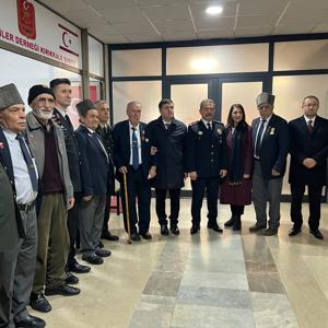 18 Mart Şehitleri Anma Günü ve Çanakkale Zaferi’nin 111. yıl dönümü münasebetiyle dernekler ziyaret edilerek Şehit yakınlarımız ve Gazilerimizle bir araya geldi. - fotoğraf 2