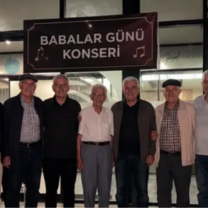 Gölcük Prof. Dr. İsmail Barış Huzurevimizde Babalar Günü Kutlandı - fotoğraf 1