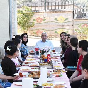 İl Müdürümüz Personelimiz ve Çocuklarımızla Bir Araya Geldi - fotoğraf 1
