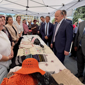  Şehit ve Gazi Yakınlarımızın El Emeği Ürünleri Sergide Büyük Beğeni Topladı - fotoğraf 2