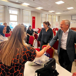 İl Müdürümüz Harun Köksalan’dan Sanata Teşvik ve Sanatla Yaşam Kursumuza Ziyaret  - fotoğraf 1
