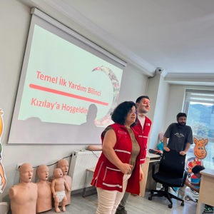 Çocuklarımız İlk Yardımı Uygulamalı Olarak Öğrendi - fotoğraf 2