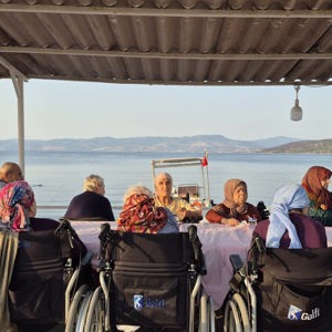 Huzurevi Sakinlerimiz 5. Dönem Kamp Programında Bir Araya Geldi - fotoğraf 4