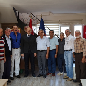 İl Müdürümüz Sayın Abdulhalim Ünalan Muharip Gaziler Derneği Erzincan Şubesini ziyaret ederek kahraman gazilerimizle bir araya geldi. - fotoğraf 1