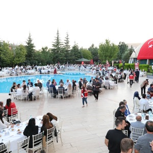 VALİMİZ SAYIN NUMAN HATİPOĞLU'NUN EV SAHİPLĞİNDE 15 TEMMUZ ANMA PROGRAMI GERÇEKLEŞTİRİLDİ - fotoğraf 6