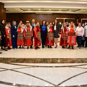 10-16 Mayıs Engelliler Haftası kapsamında, İl Milli Eğitim Müdürlüğü tarafından anlamlı bir program gerçekleştirildi. - fotoğraf 2