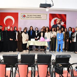 İl Müdürlüğümüz koordinesinde, Bakanlığımız Aile ve Toplum Hizmetleri Genel Müdürlüğü tarafından yürütülen Modüler Aile Eğitim Programı kapsamında katılım belgeleri takdim edildi. - fotoğraf 1