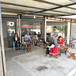 MOBİL SOSYAL HİZMET ARACIMIZDAN FETHİ SEKİN ŞEHİR HASTANESİ VE SİVRİCE'DE BİLGİLENDİRME ÇALIŞMASI - fotoğraf 3