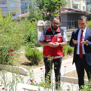 İl Müdürümüz Abdurrahman Bilgiç Şehitliği Ziyaret Etti - fotoğraf 2