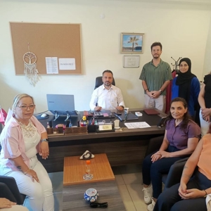 İl Müdürümüz Mahmut SELÇUK, İlk Kabul Muğla Çocuk Evleri Sitesi Müdürlüğü’nü ziyaret ederek yürütülen hizmetlere ilişkin inceleme ve değerlendirmelerde bulundu.  - fotoğraf 1