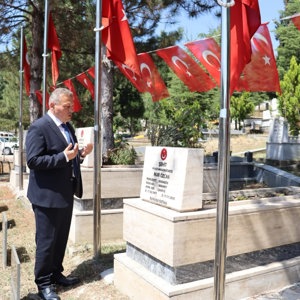 Aziz Şehitlerimize Vefa  - fotoğraf 1