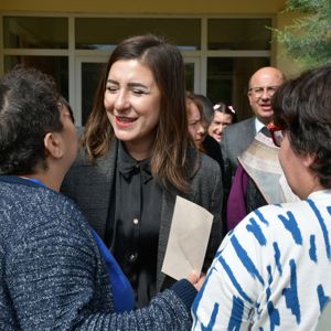 İl Müdürümüz Sayın Çiğdem AÇIKYILDIZ KAZEL, yaklaşan Kurban Bayramı dolayısıyla Engelsiz Yaşam Bakım Rehabilitasyon ve Aile Danışma Merkezi Müdürlüğümüzü ziyaret etti. - fotoğraf 2