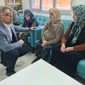Hürmet Makamının Sahipleri Kıymetli Büyüklerimize Ziyaret - fotoğraf 3