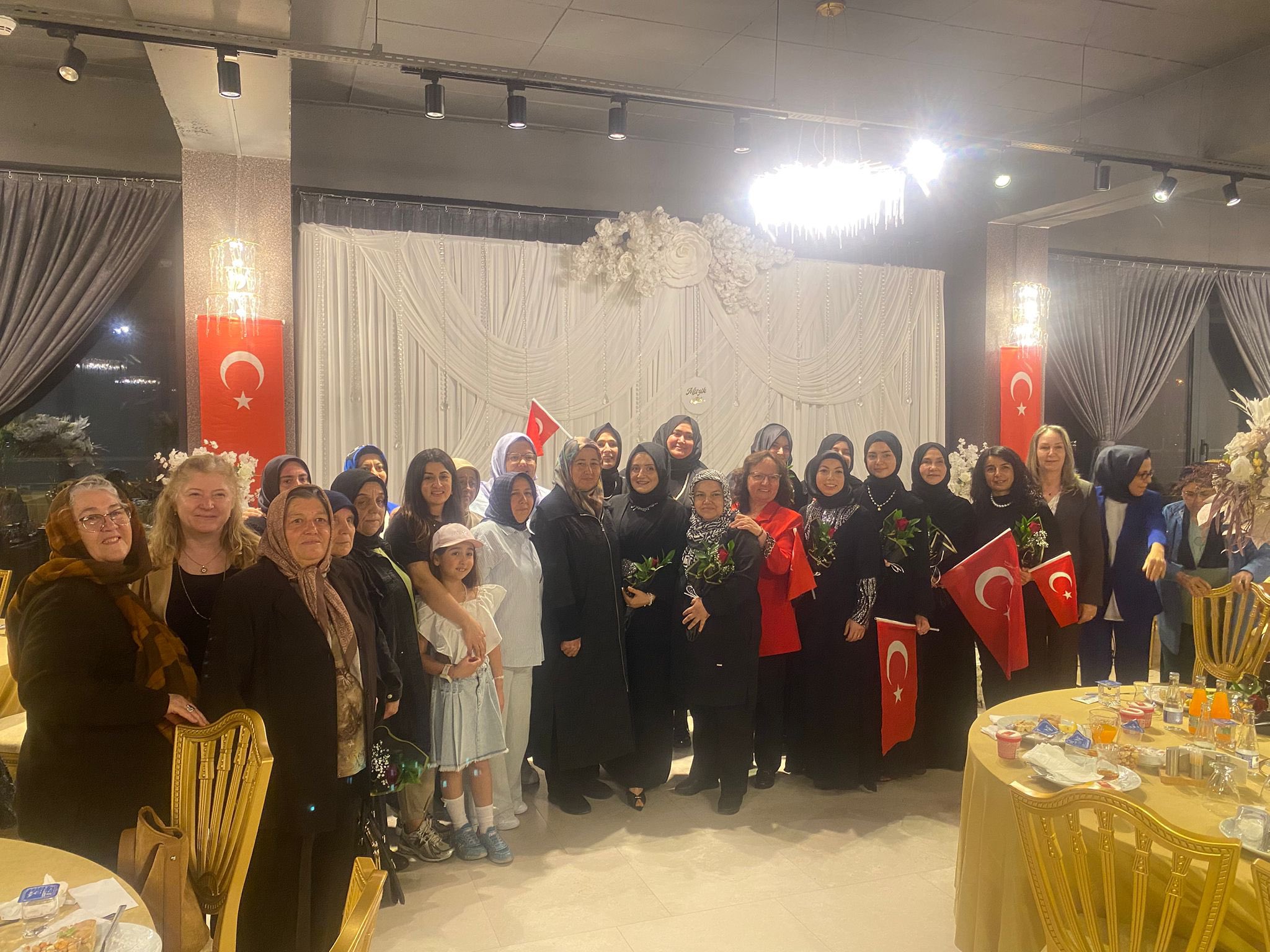 Şehit Anneleri ve Eşleri Anneler Günü’nde Bir Araya Geldi