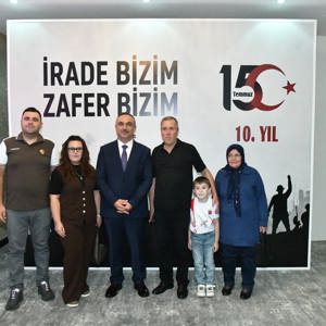 15 Temmuz Demokrasi ve Millî Birlik Günü’nde Şehit Aileleri ve Gazilerimiz Onuruna Yemek Programı Düzenlendi - fotoğraf 5