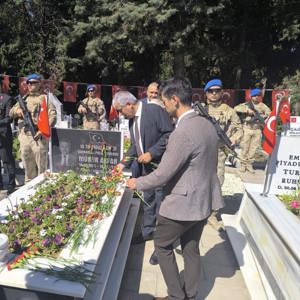 15 Temmuz Demokrasi ve Millî Birlik Günü’nde Şehitlerimiz Dualarla Yâd Edildi - fotoğraf 1