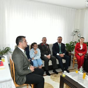 15 Temmuz Demokrasi ve Millî Birlik Günü’nde Şehitlerimiz Dualarla Yâd Edildi - fotoğraf 8