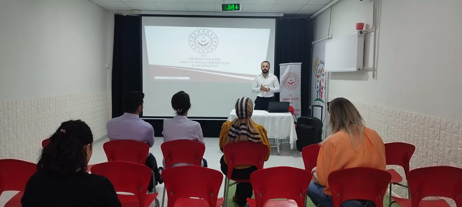 Aile Eğitim Programı Kapsamında “Aile İçi ve Çocuklarla İletişim” Eğitimi Gerçekleştirildi