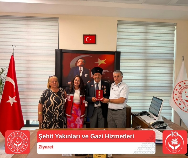 Kıbrıs Gazimize Madalya ve Berat Takdimi