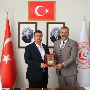 TÜRK SAĞLIK-SEN YÖNETİMİ İLE KARŞILIKLI BİLGİ ALIŞVERİŞİNDE BULUNULDU - fotoğraf 1