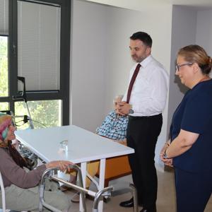 İl Müdürümüz Sn. Ömer Turan, Göztepe Huzurevi Yaşlı Bakım ve Rehabilitasyon Merkezi Müdürlüğümüzü Ziyaret Etti - fotoğraf 2