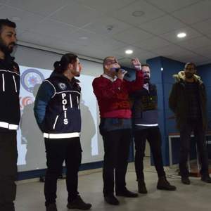 İl Emniyet Müdürlüğü Narkotik Şubesinin fedakar polisleri kurumumuz personellerine seminer düzenlediler - fotoğraf 4