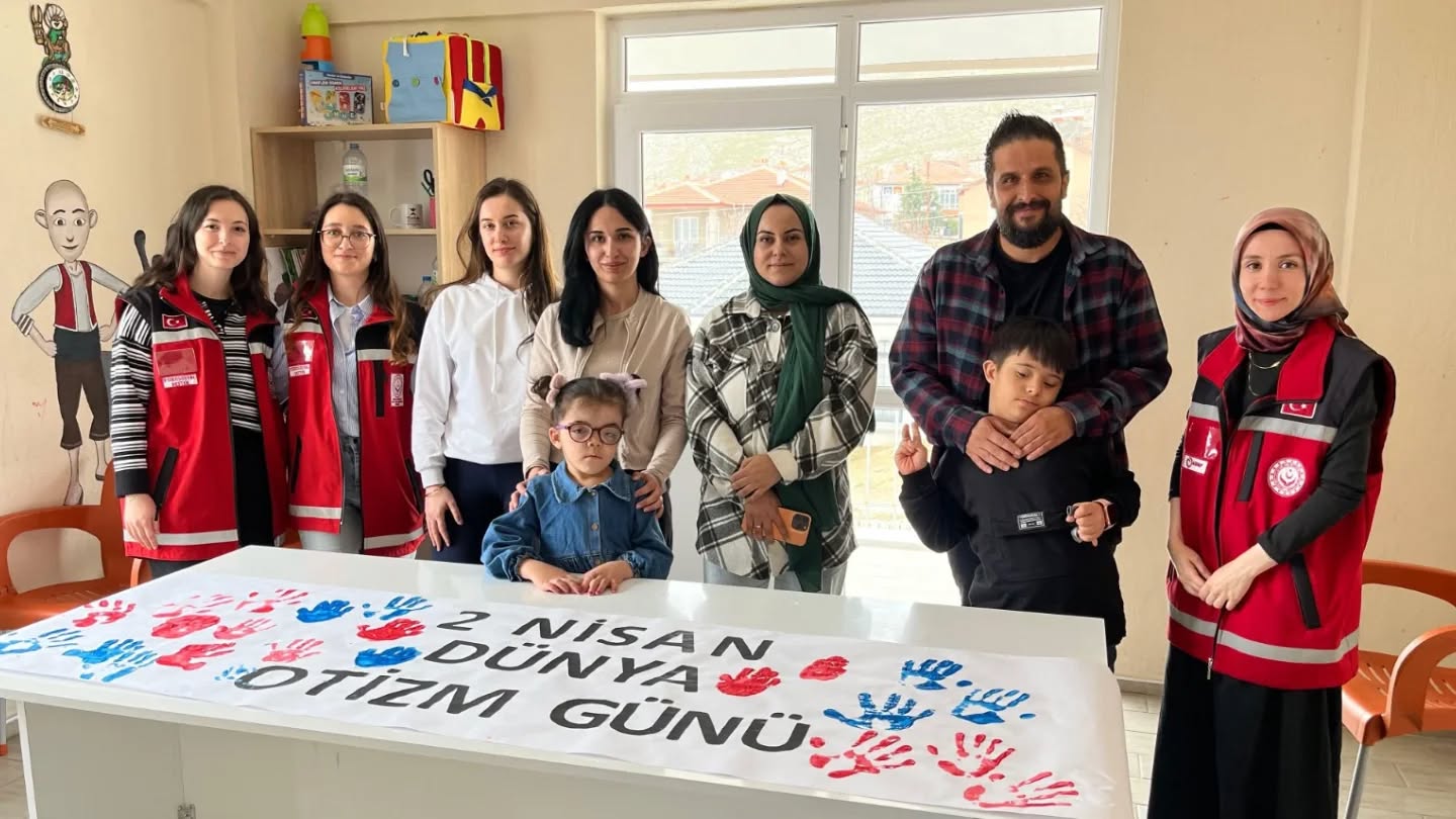Dünya Otizm Farkındalık Haftası Kapsamında Özel Rehabilitasyon Merkezlerinde Anlamlı bir Etkinlik Gerçekleştirildi