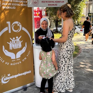 Mobil Sosyal Hizmet Uygulamamızla İstanbul’un Dört Bir Yanında Vatandaşlarımızla Buluşmaya Devam Ediyoruz - fotoğraf 1