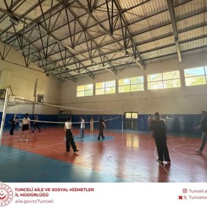 Koruma ve Bakım Altındaki Çocuklarımızla Birlikte Atatürk Spor Salonu'nda Voleybol Oynadık - fotoğraf 2