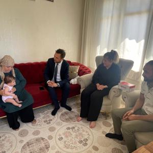 İl Müdürümüz Çetin Tutaş’tan Üçüncü Çocuğu Dünyaya Gelen Aileye Ziyaret - fotoğraf 1