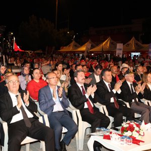 15 Temmuz Demokrasi ve Millî Birlik Günü Samsun'da Coşkuyla İdrak Edildi - fotoğraf 7
