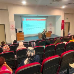 İl Sağlık Müdürlüğü Personeline Koruyucu Aile Tanıtım Toplantısı Gerçekleştirildi - fotoğraf 1