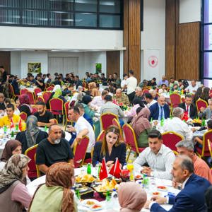 15 Temmuz’un 10. Yılında Şehit Aileleri ve Kahraman Gazilerimiz Onuruna Anlamlı Program - fotoğraf 1
