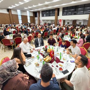 15 Temmuz’un 10. Yılında Şehit Aileleri ve Kahraman Gazilerimiz Onuruna Anlamlı Program - fotoğraf 2