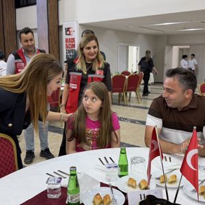 15 Temmuz’un 10. Yılında Şehit Aileleri ve Kahraman Gazilerimiz Onuruna Anlamlı Program - fotoğraf 3