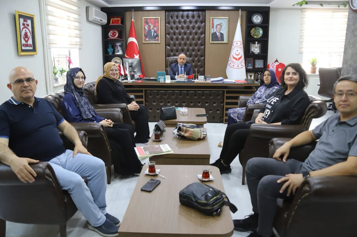 Aile ve Nüfus 10 Yılı kapsamında, İl Müdürlüğümüz Bünyesinde Faaliyet Gösteren Aile Danışmanlığı Birimi Personelimizin Katılımıyla Değerlendirme Toplantısı Gerçekleştirildi