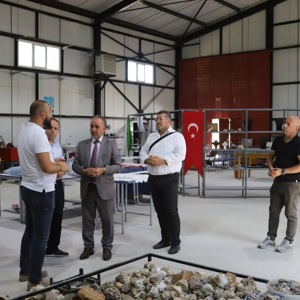 İl Müdürümüz Arif Topal, Şehit Yakınları ve Gazilerimize Yönelik Proje Kapsamında Konya Teknik Üniversitesi Atölyelerini Ziyaret Etti - fotoğraf 2