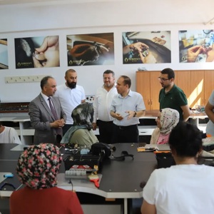İl Müdürümüz Arif Topal, Şehit Yakınları ve Gazilerimize Yönelik Proje Kapsamında Konya Teknik Üniversitesi Atölyelerini Ziyaret Etti - fotoğraf 6