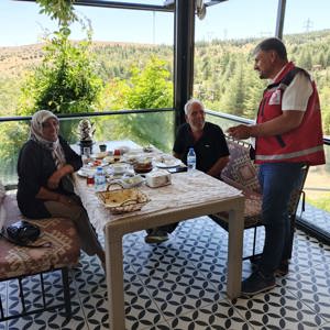 MOBİL SOSYAL HİZMET ARACIMIZ MADEN İLÇEMİZDEKİ FAALİYETLERİNİ TAMAMLAYIP DİYARBAKIR'A UĞURLANDI - fotoğraf 7