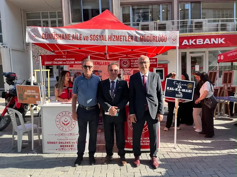 Üniversite Rektöründen Tanıtım Stantlarımıza Ziyaret