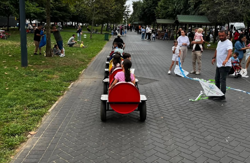  Çocuk Şenliği Festivali'ne Katılım Sağlandı.