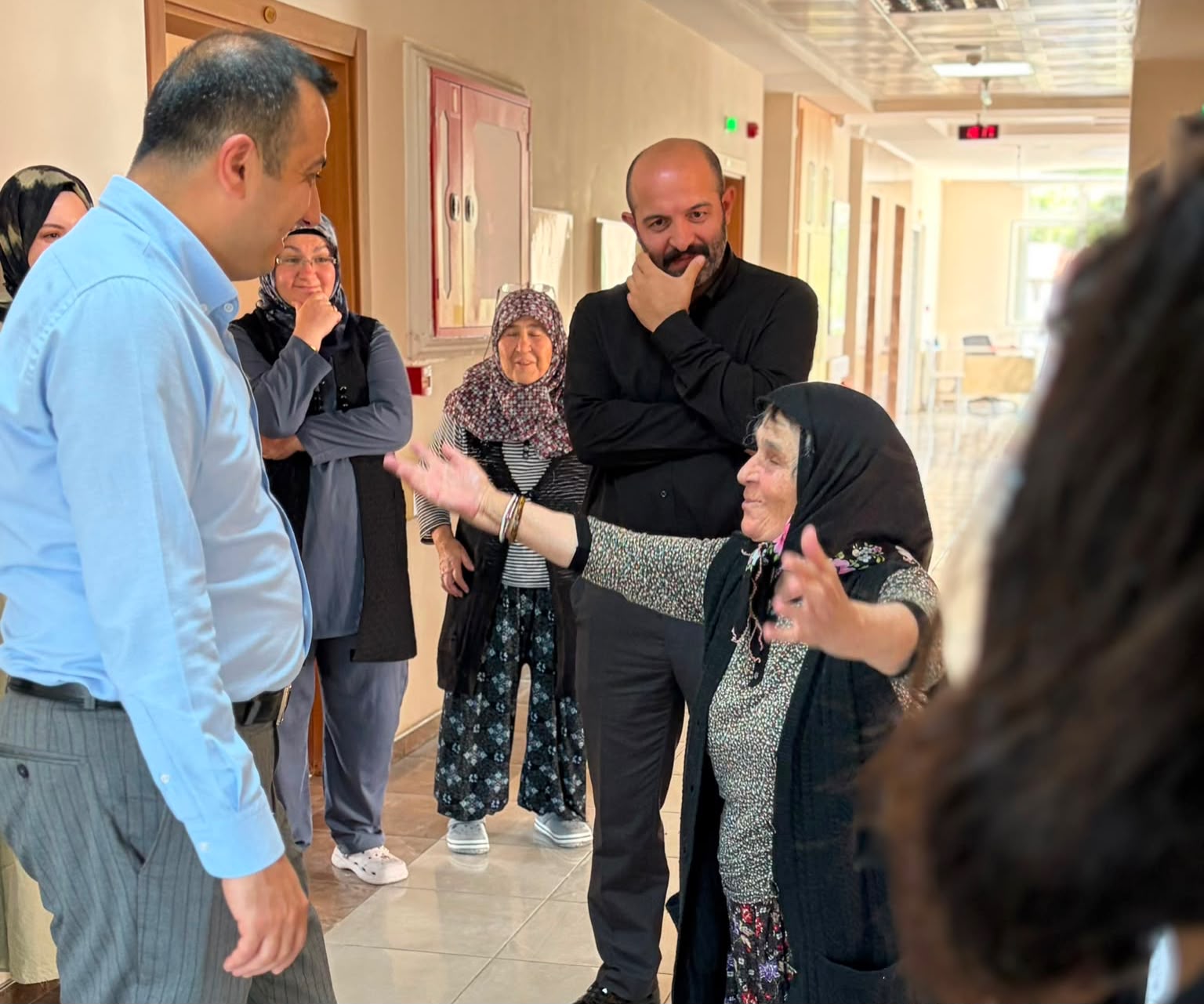 ll Müdürümüz Selim Köse, Uluborlu Hacı Ahmet Şençopur Huzurevini ziyaret etti.
