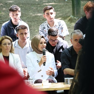 Bakanımız Göktaş Kocaeli'de düzenlenen "İnsan Hakları Eğitim Kampı"nı ziyaret etti  - fotoğraf 1