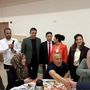 Şehit Ailelerimiz, Gazilerimiz ve Kıymetli Annelerimiz Kahvaltı Programında Bir Araya Geldi - fotoğraf 1