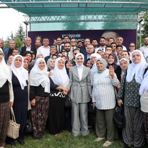 Bakanımız Göktaş, Eskişehir'de Yaşlı Aktif Yaşam Merkezi'nin açılışında konuştu - fotoğraf 19