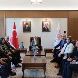 Aile ve Sosyal Hizmetler Bakanımız Göktaş, Konya'da engelli aktif yaşam merkezi açılışında konuştu - fotoğraf 13