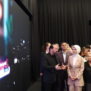 Bakanımız Göktaş, Vakıfbank'ın "İrade Bizim Zafer Bizim Sergisi"ne katıldı - fotoğraf 2
