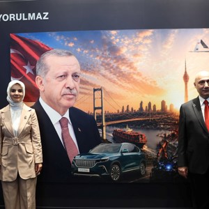 Bakanımız Göktaş, Vakıfbank'ın "İrade Bizim Zafer Bizim Sergisi"ne katıldı - fotoğraf 6