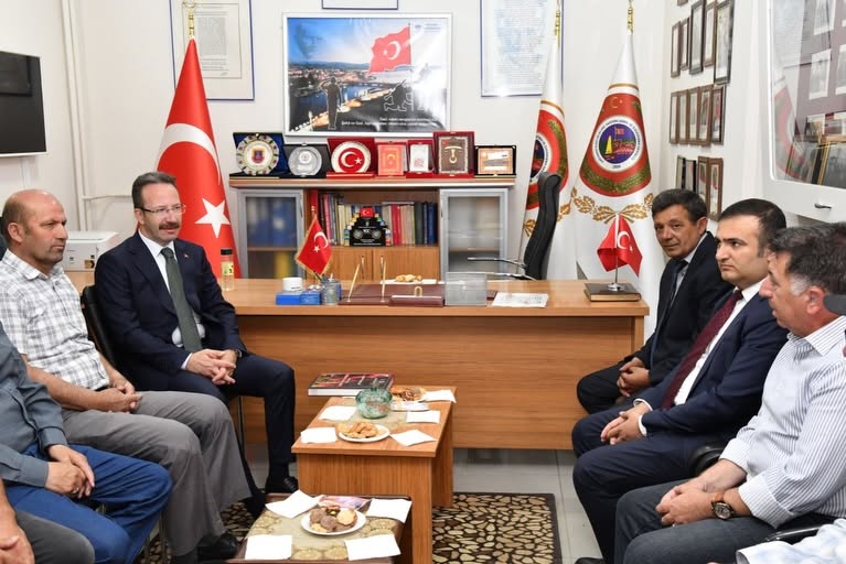 Şehit Aileleri ve Gaziler Yardımlaşma ve Dayanışma Derneklerini Ziyaret