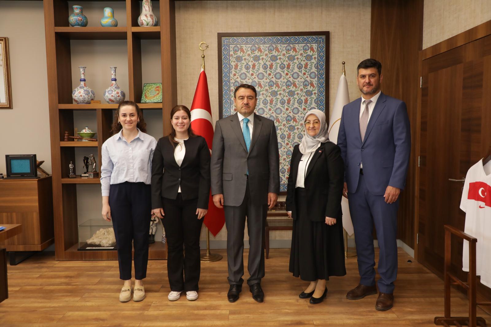 Koruyucu Aile Günü Kapsamında Sayın Valimiz Musa Işın’a Ziyaret